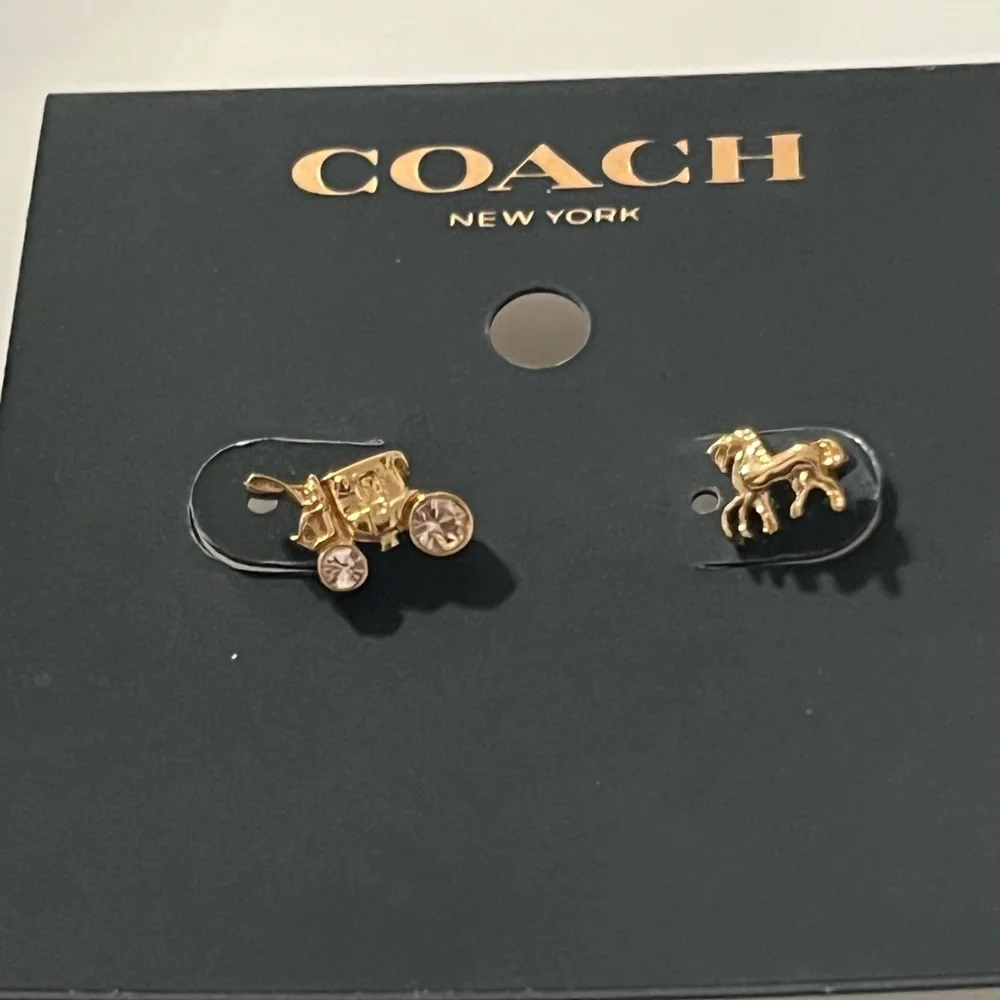 Coach Horse and Carriage earrings - Picture 3 of 4